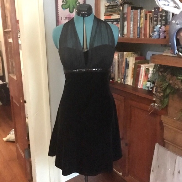 Blondie Nites Dresses & Skirts - Blondie Nites Vintage Velvet Cocktail Dress